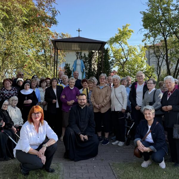 „Koronka na ulicach świata” w naszej parafii